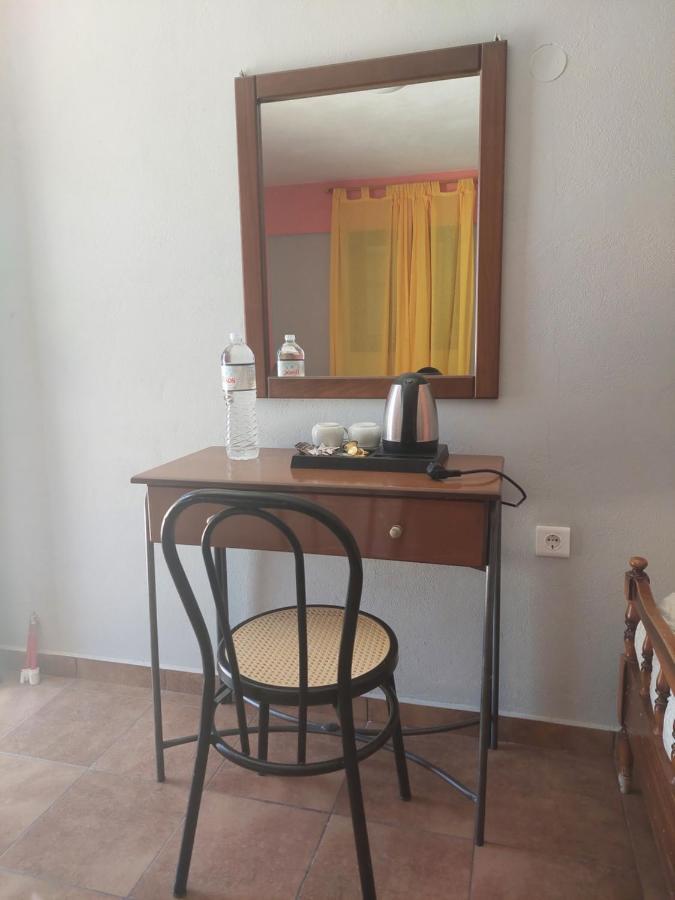Aiolos Akrotiri (Santorini) Bagian luar foto